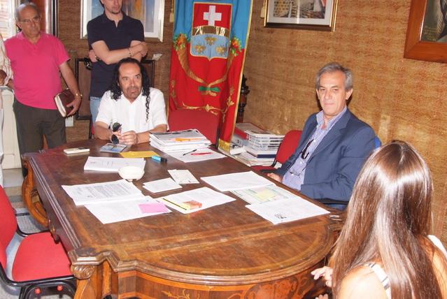 incontro con sindaco di avola 22ago08 (10)_ridimensionare.JPG